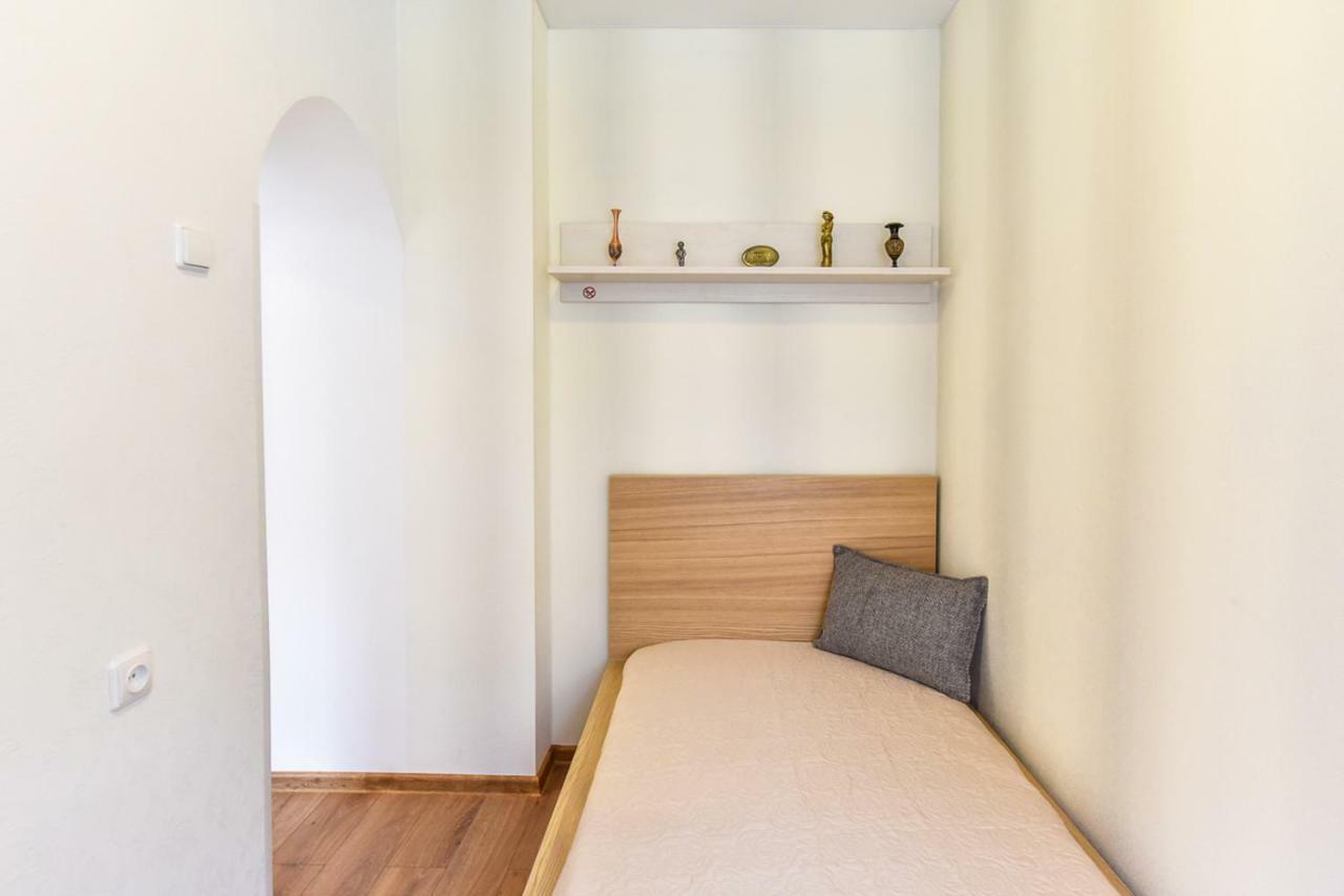 Baltieji Senamiescio Apartamentai Prie Aqua Parko Druskininkai Eksteriør billede